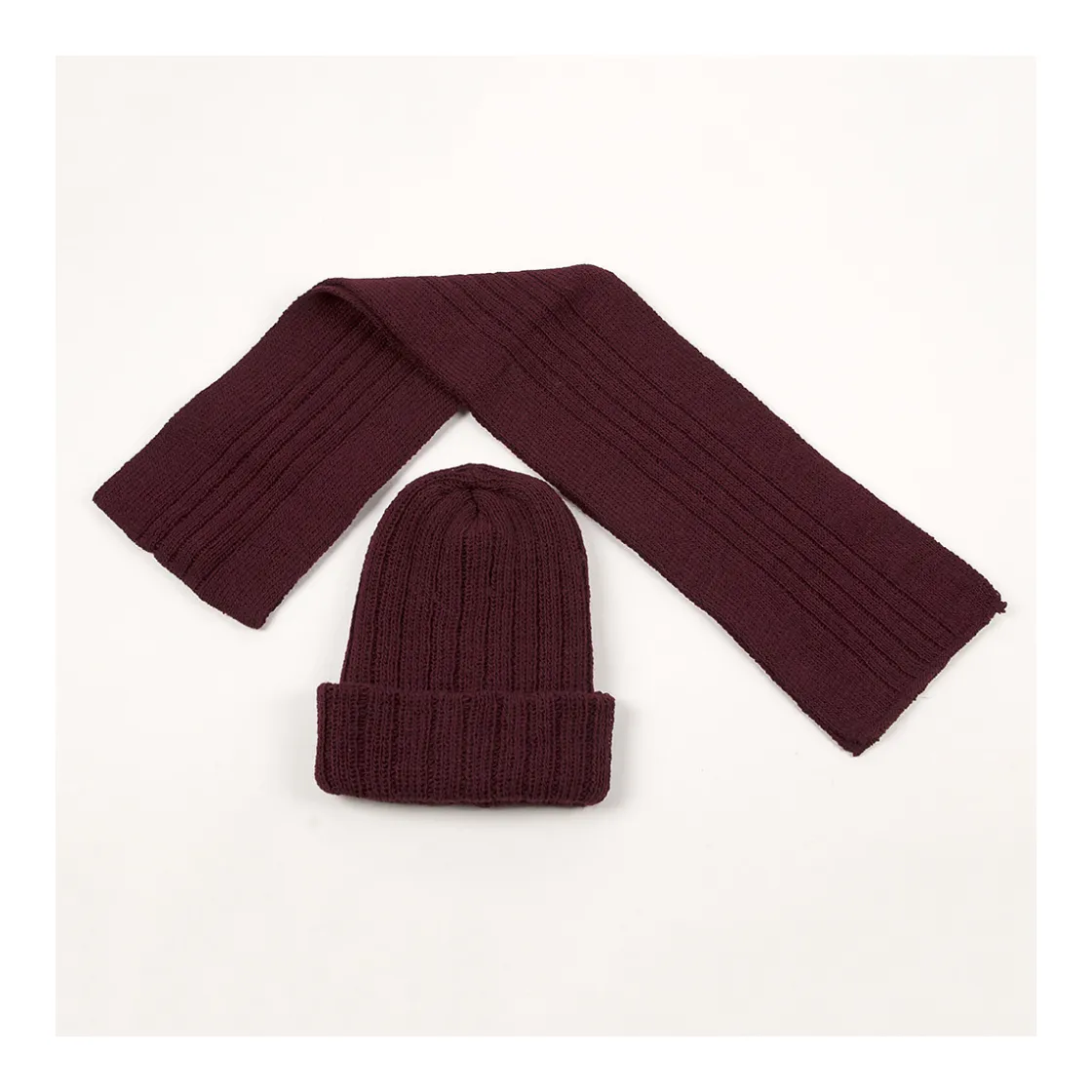 conjunto_gorro_y_bufanda__1.webp New Conjunto gorro y bufanda canale Manoplas Y Gorros