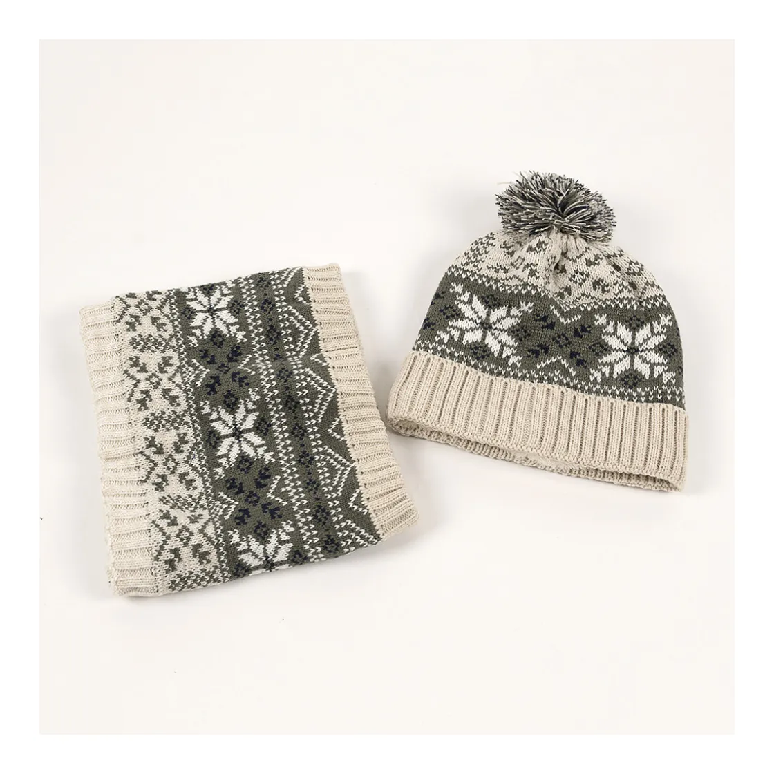 conjunto_gorro_y_cuello_j_0.webp Discount Conjunto gorro y cuello Jackard Manoplas Y Gorros